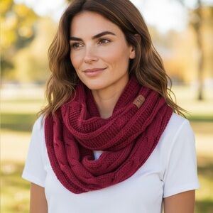 New C.C adult burgundy red chunky knit infinity scarf